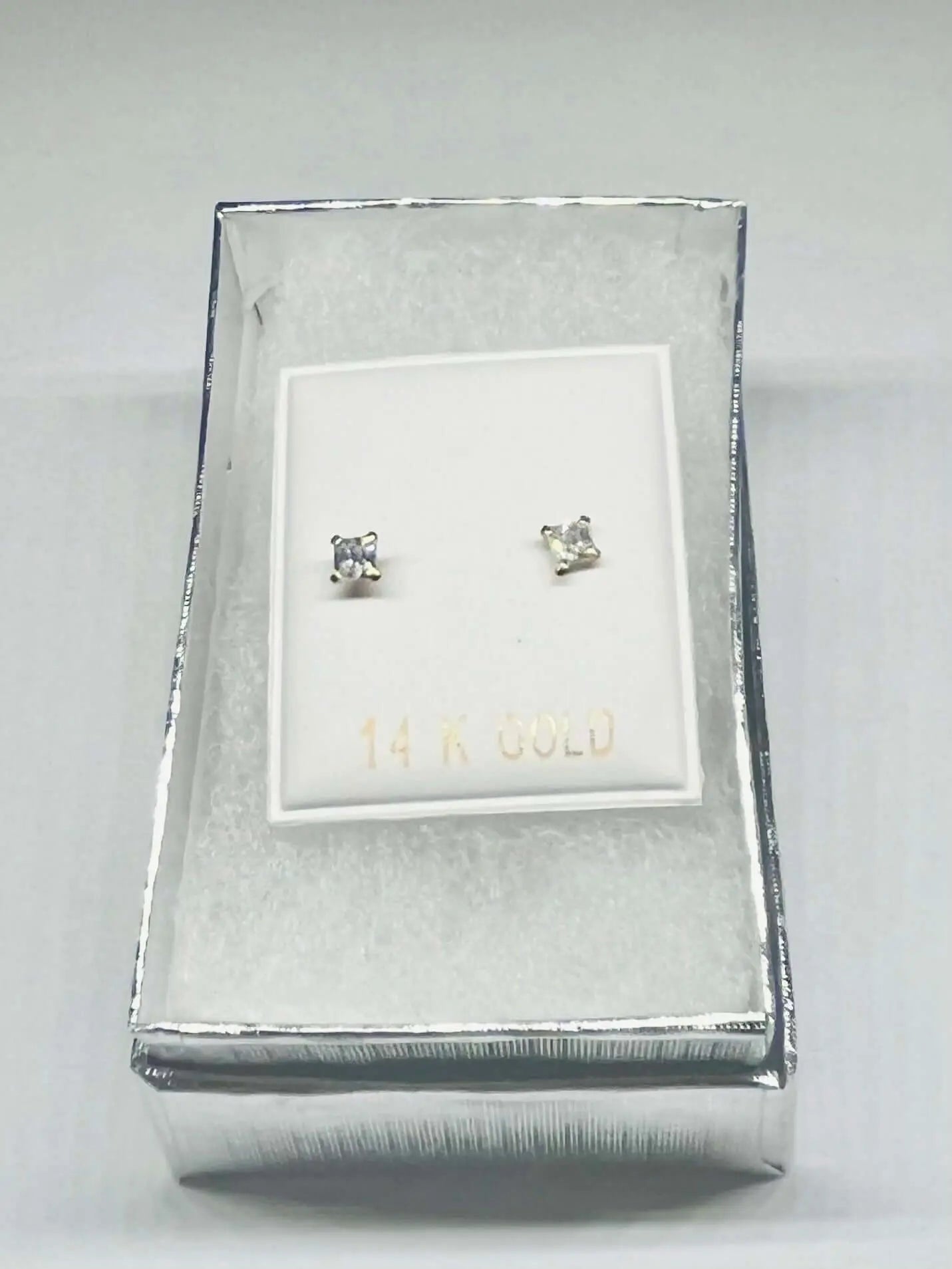 14K small square earrings TrendyGold